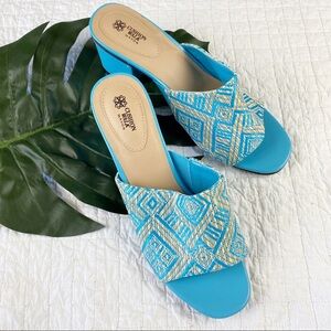 Avon Cushion Walk Woven Slide with Block Heel 8